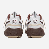 Travis Scott x Nike Zoom Field Jaxx “Light Chocolate”